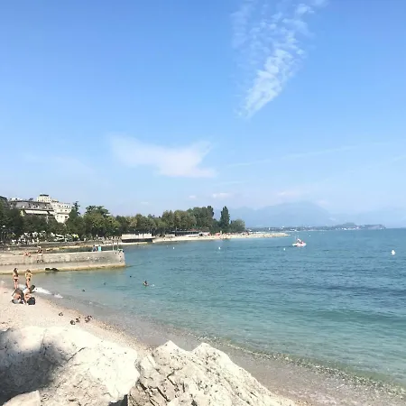 Splendid Lake Desenzano del Garda Exterior photo
